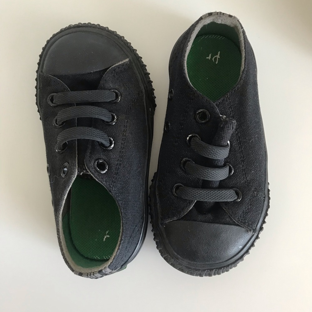 Toddler Size 6 Classic Center Lo PF Flyers
